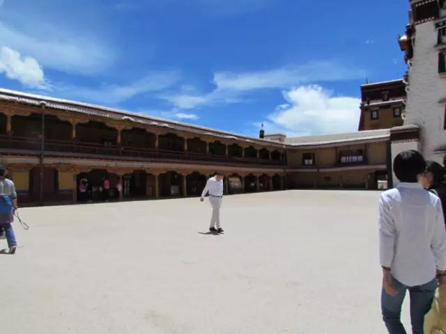 ѩ������_|_ʷ����ȫ���������ڲ���Ƭ�ع�