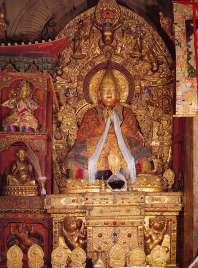 ѩ������_|_ʷ����ȫ���������ڲ���Ƭ�ع�