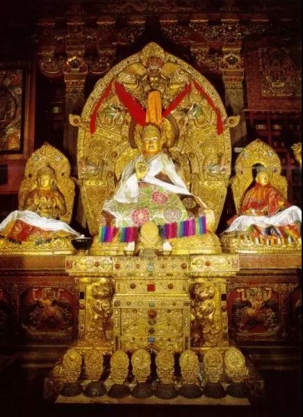 ѩ������_|_ʷ����ȫ���������ڲ���Ƭ�ع�