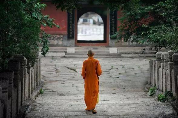 Ϊʲô���Ǹо���ʲô�¶���˳��