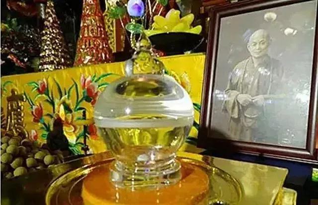 七位老和尚舍利子公开!临终留下的话,看完一生受益… 七位老和尚舍利子公开!临终留下的话,看完一生受益…