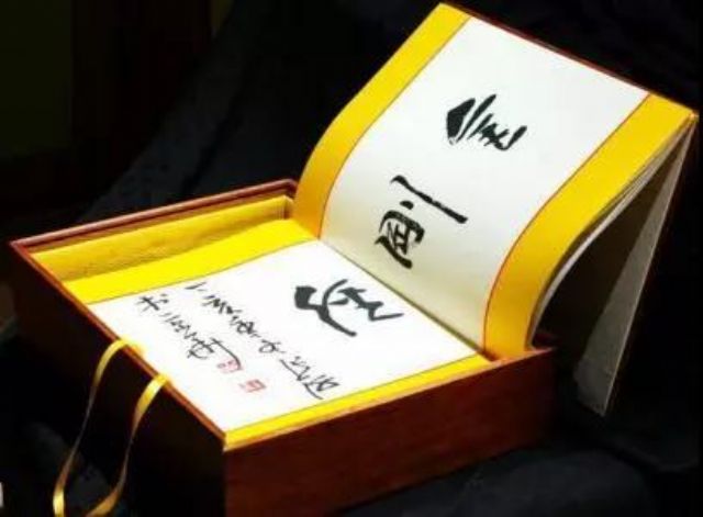 �̻�_|_�о�ʱ���˵绰�������ͷ��ʼ��