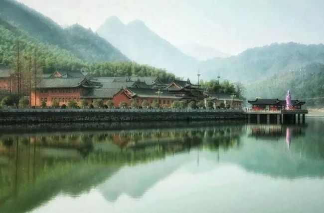 寺院住了60天,妈妈的抑郁症竟然不药而愈! 寺院住了60天,妈妈的抑郁症竟然不药而愈!