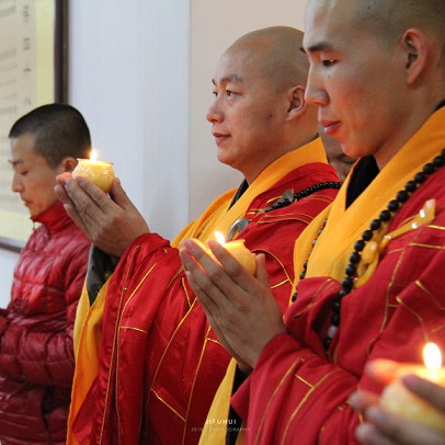 ��������߷�ϲ�ջ����۹��ƣ���Բ����