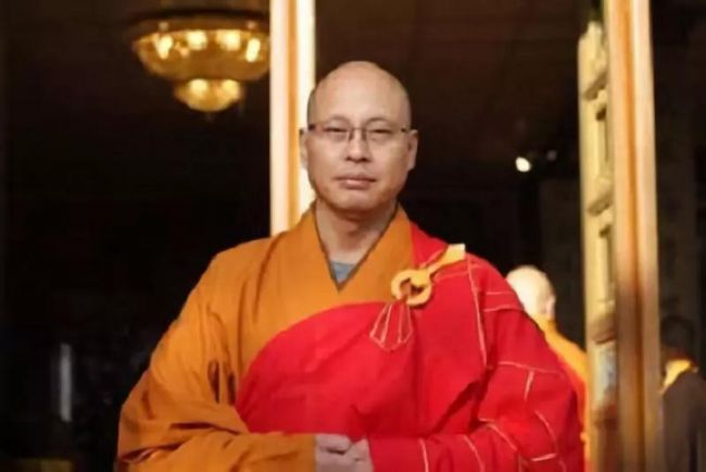 界诠法师:我们信仰的是三宝,不是信仰的哪个人! 界诠法师:我们信仰的是三宝,不是信仰的哪个人!