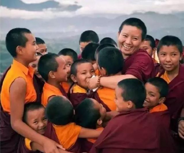 ��С��ұ���13����ȳ��ң���Ϊ���ʾ��ǵı����ᣬ�������������������˱��ҵĺ��ӡ���