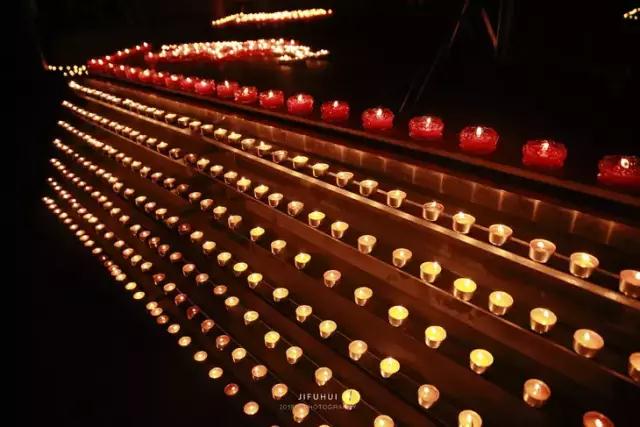 ���հ���ʮ������ڣ���ӭ�¹�����ʥ����