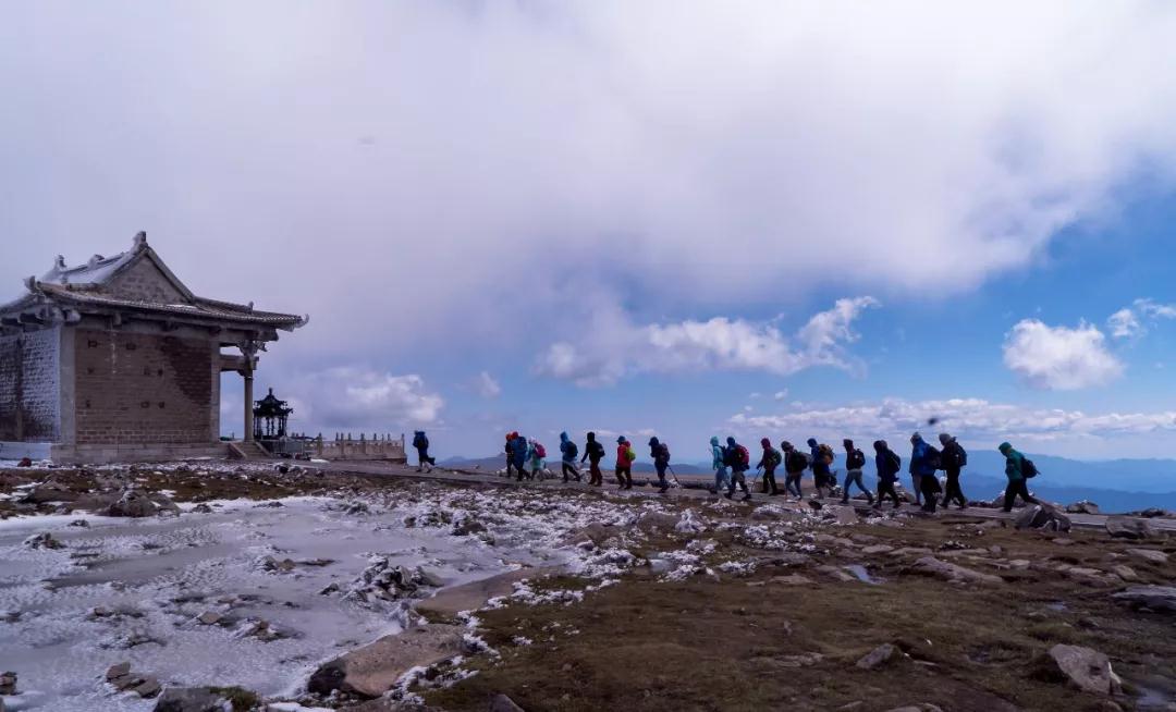 ������ʦ�����˽������ڣ�