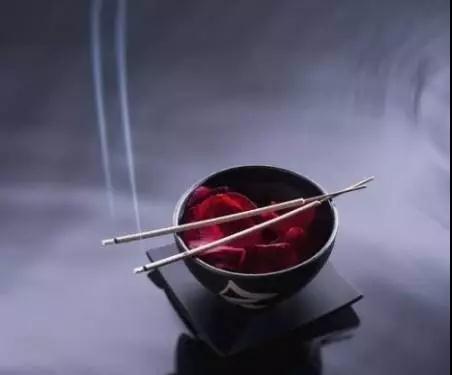 �����Ǹ������Ĺ��̣�����֮���ܶ��������������ˣ�