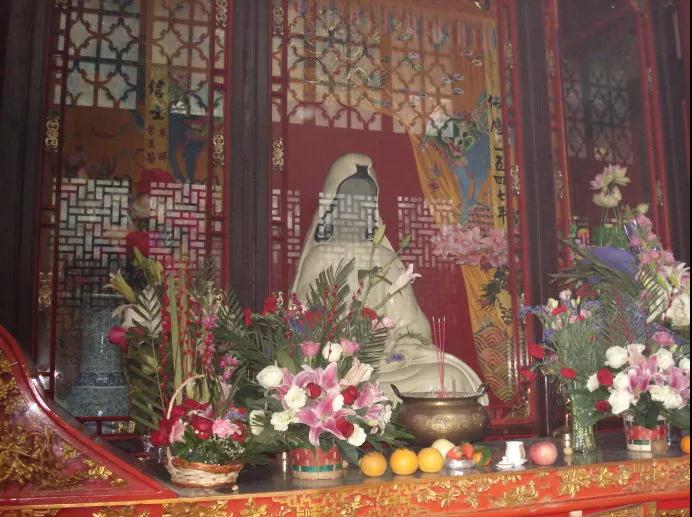 ���ݾ����°�ʯ��������������