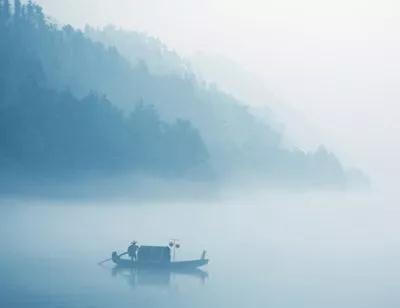 ��ʳ�˼��̻�ķ绨ѩ�£���������������