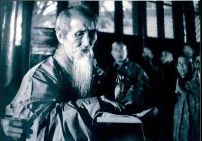 具行和尚旷世传奇,真火焚身震惊世人! 具行和尚旷世传奇,真火焚身震惊世人!