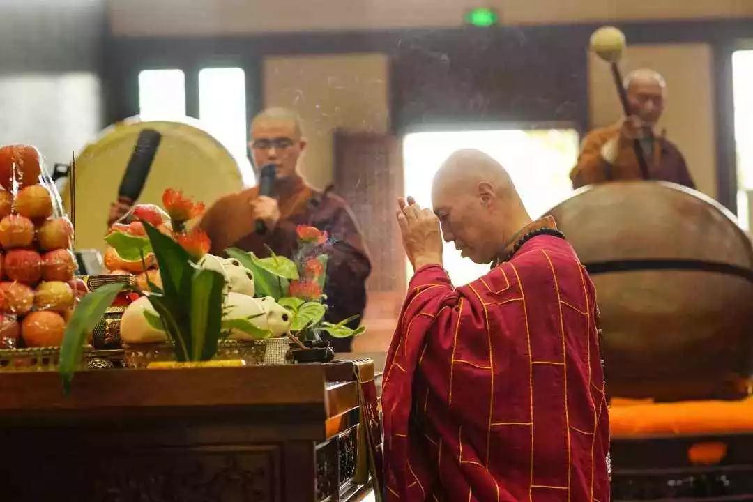 如何正确地理解持戒和念佛的关系? 如何正确地理解持戒和念佛的关系?