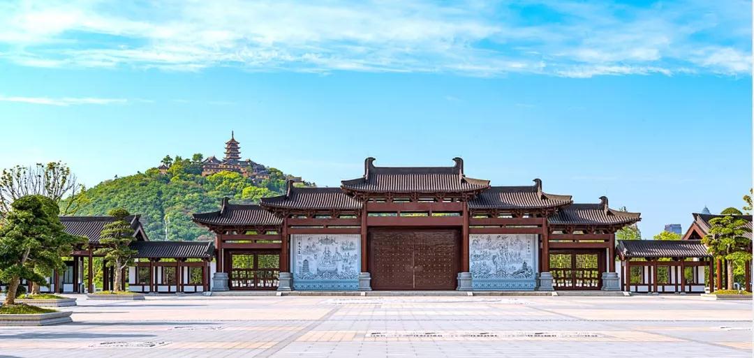 109米的狼山敢称“江海第一山”,因为这是大势至菩萨的道场 109米的狼山敢称“江海第一山”,因为这是大势至菩萨的道场