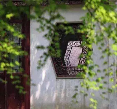 慢慢地、欢喜地吃饭,不想将来,也不悔过去 慢慢地、欢喜地吃饭,不想将来,也不悔过去