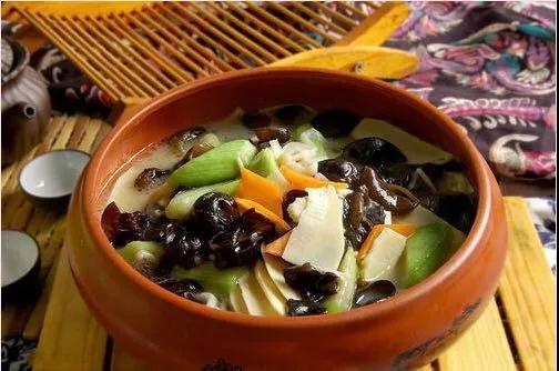 妙莲老和尚:煮好吃的素菜度家人 妙莲老和尚:煮好吃的素菜度家人