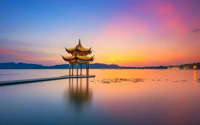 只要一念觉悟,佛就来了 只要一念觉悟,佛就来了