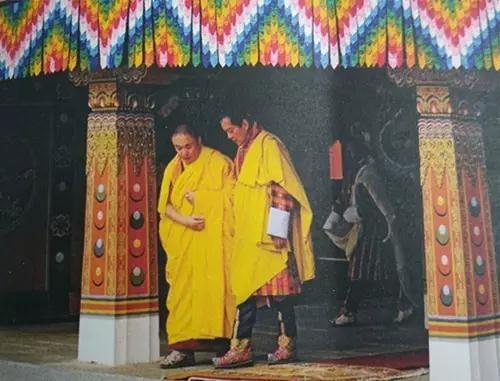 “我曾来过此地”,听不丹王太后讲转世的故事 “我曾来过此地”,听不丹王太后讲转世的故事