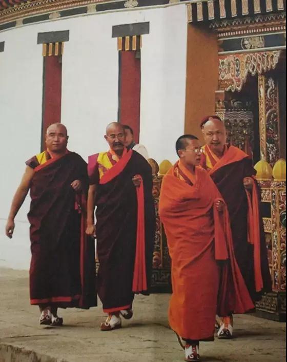 “我曾来过此地”,听不丹王太后讲转世的故事 “我曾来过此地”,听不丹王太后讲转世的故事