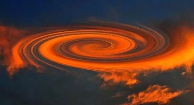 揭秘《临终离世有多惨》,听完静下心来忏悔! 揭秘《临终离世有多惨》,听完静下心来忏悔!