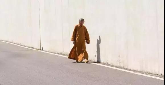 ���ˣ�����ʿ����ǰд����ĸ����