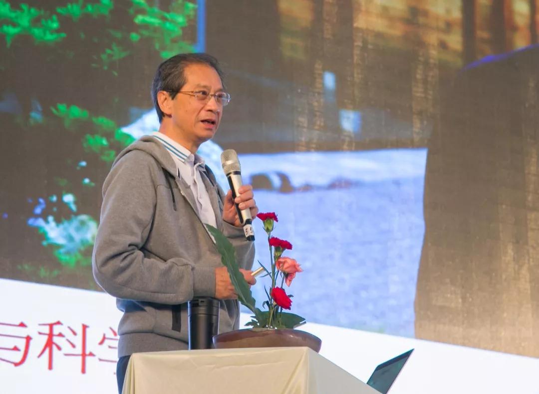 ŵ������ѧ����ѡ�����ڹ⣺��Ϊʲô������̣�