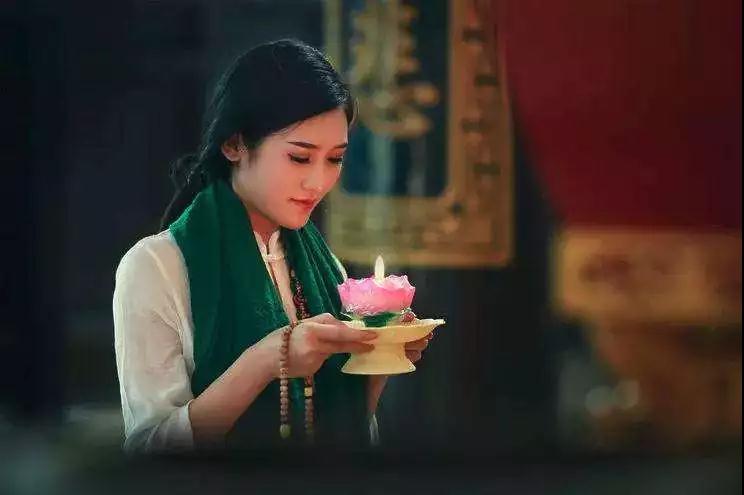 一个人学佛,真的是一家人都有福~ 一个人学佛,真的是一家人都有福~