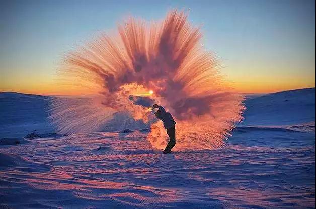 �����ĸ��������Ƕ�������ĵ���