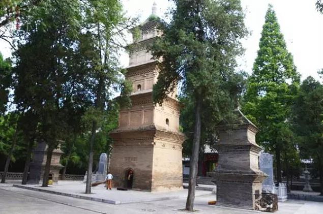 ��λ���߸�˧�����������������������ҡ���������ʦ�����ǰ������