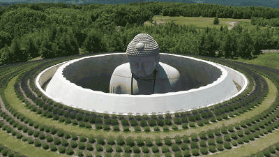 ������������ʮ���׵Ĵ����Ϊ���úڰ��е��������������