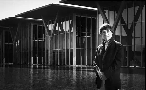 ������������ʮ���׵Ĵ����Ϊ���úڰ��е��������������