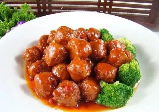 这样做一顿素食“年夜饭”,好吃又好看! 这样做一顿素食“年夜饭”,好吃又好看!