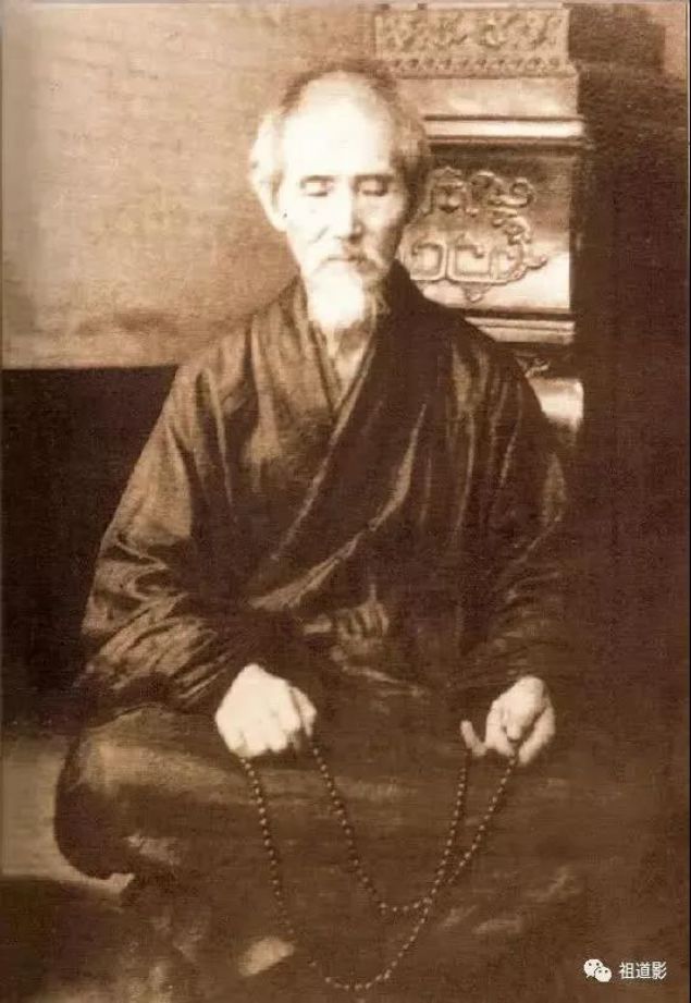 �����Ϻ��У����¸��ϣ���ж�����������Ȼӵ����