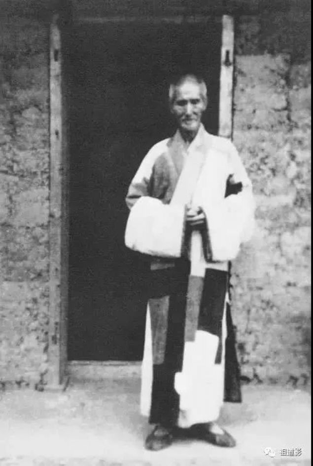 �����Ϻ��У����¸��ϣ���ж�����������Ȼӵ����