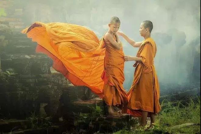 一行禅师:三十二个正念的练习 一行禅师:三十二个正念的练习