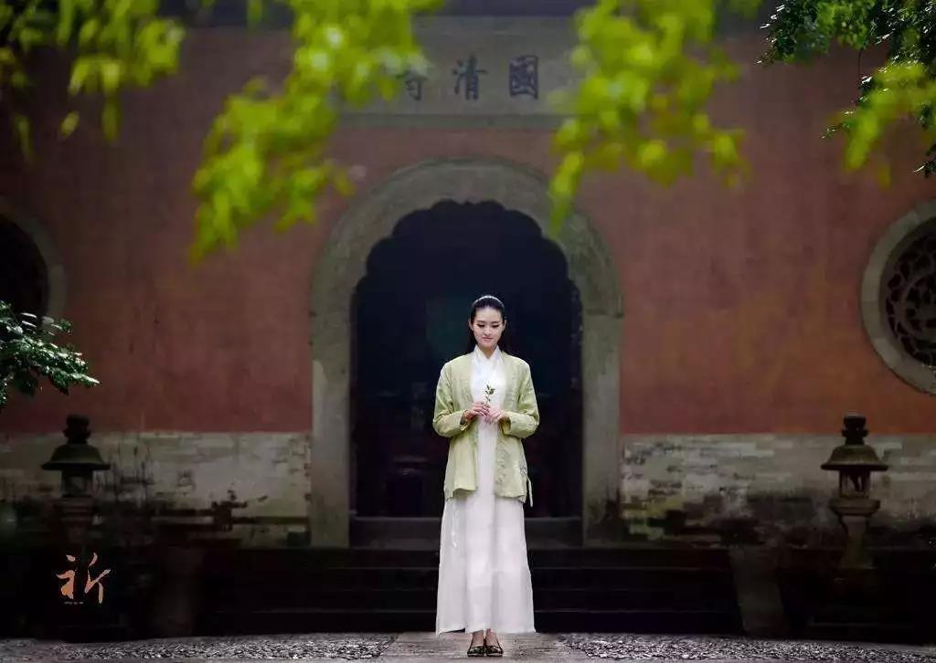 �����˲��ܸ������������࣬�������