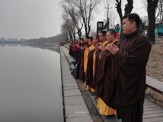 积福慧启建己亥年释迦牟尼佛涅槃日暨第二期放生法会!(已圆满) 积福慧启建己亥年释迦牟尼佛涅槃日暨第二期放生法会!(已圆满)