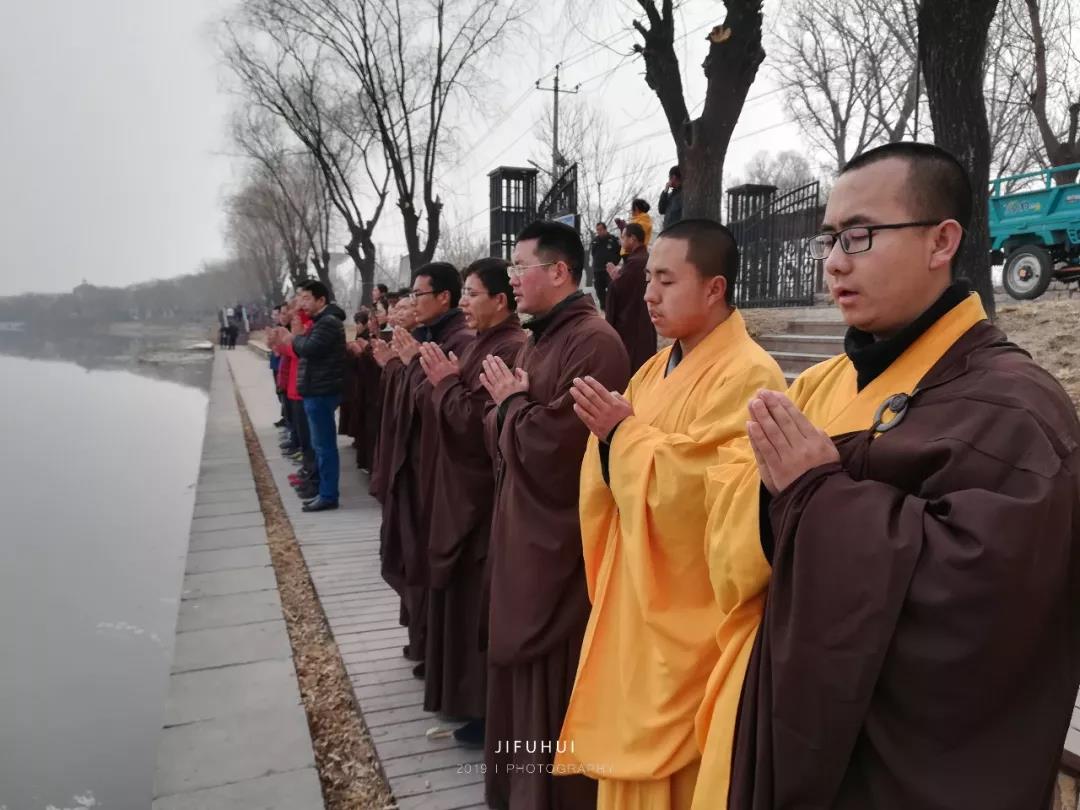 �������Ǽ��з���֮��ȱ�