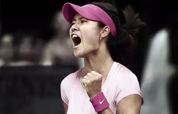 �������ĸ������Ե���ʵ����ĺ��ӱؽ�ƽ��