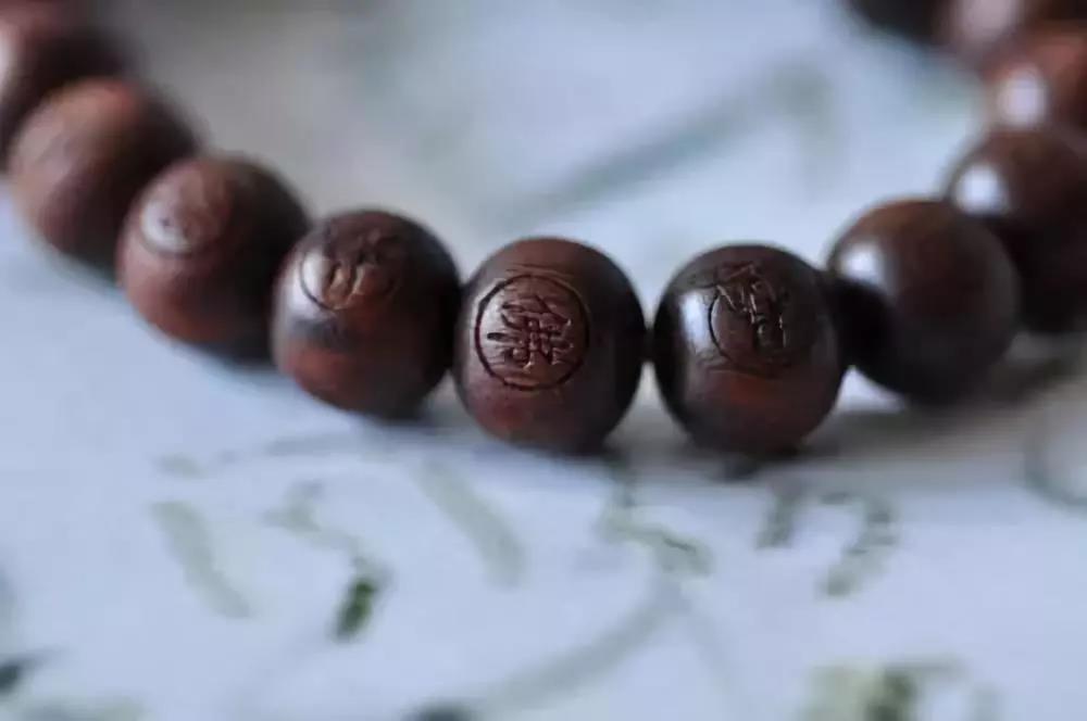 ԩԩ�౨��ʱ�ˣ����Ÿ��������ھ��ˣ�