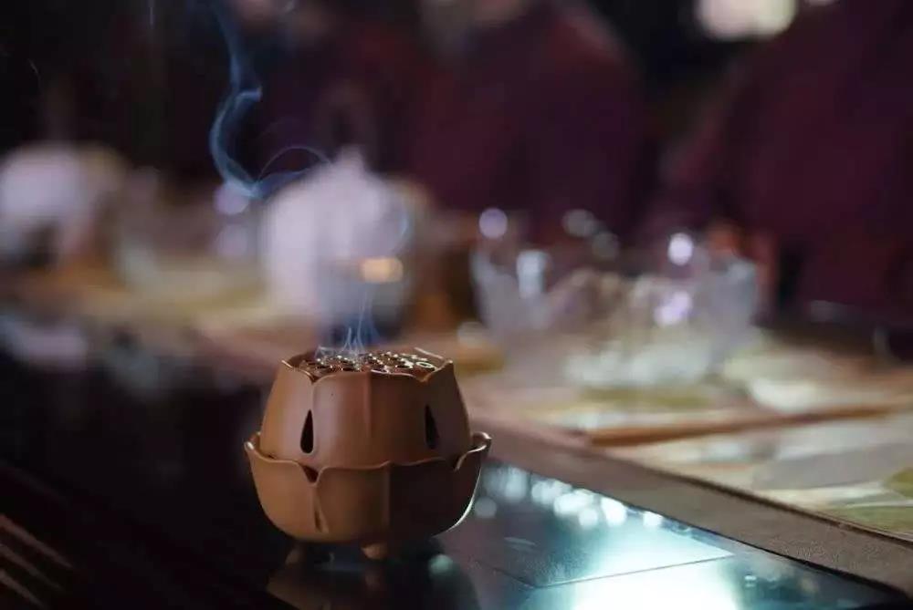 ӡ�ⷨʦ���˳���˽���Ĺ�Ǩ��