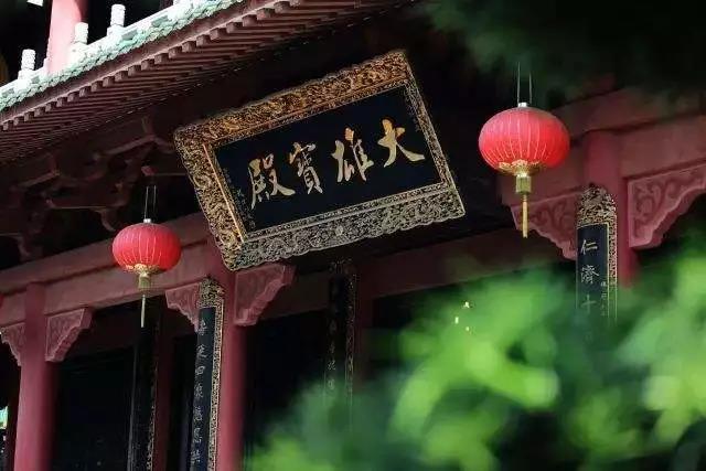 �ڷ�ɮ��ǰ����ʿ�ı�����ʲô��