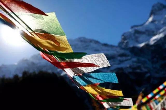 ��ΰγ������еķ��պ�ʹ�ࣿ�ؼ������