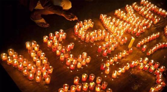 佛吉祥日暨卫塞节!积福慧供灯共修(已圆满) 佛吉祥日暨卫塞节!积福慧供灯共修(已圆满)