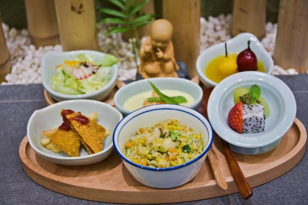 �����Ϻ��У�ѧ�����򲻿ɳ���