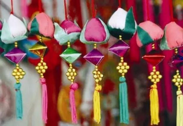 ���ն���ڣ����а��Ϊ����������