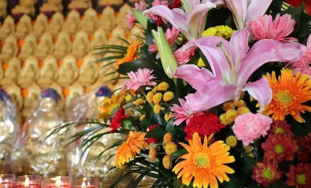 从凡夫转变为圣人,就是要不断地觉察自己 从凡夫转变为圣人,就是要不断地觉察自己