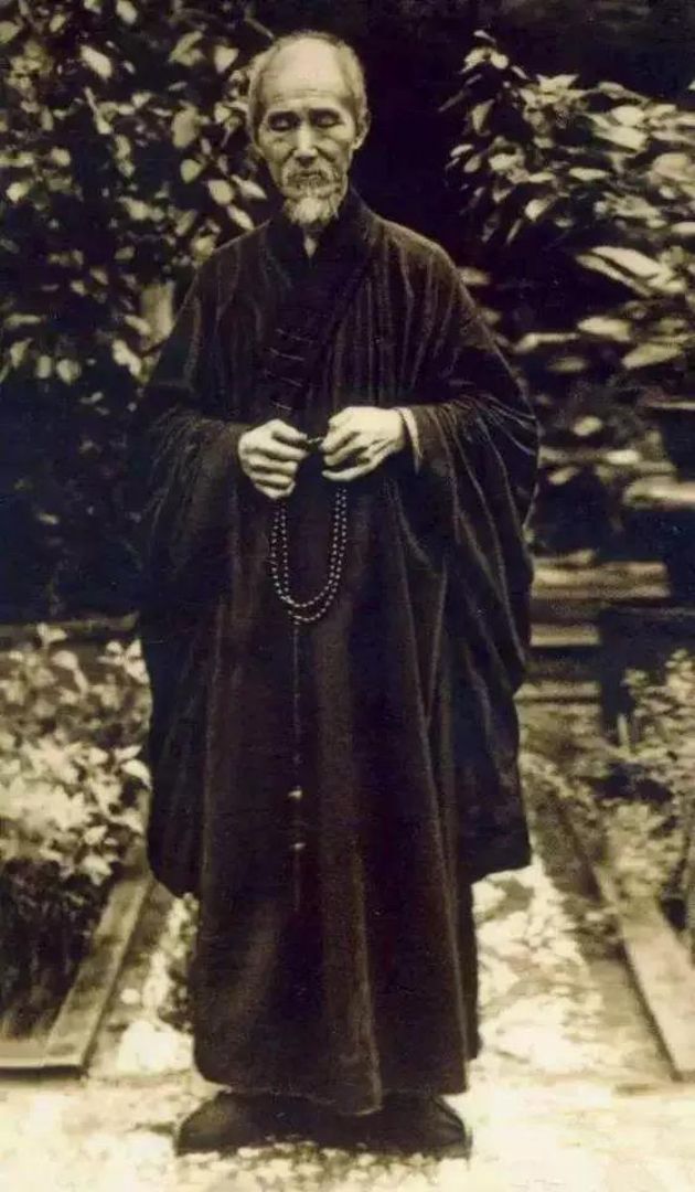 如何对待鬼神?一代高僧虚云老和尚的“鬼神护法” 如何对待鬼神?一代高僧虚云老和尚的“鬼神护法”