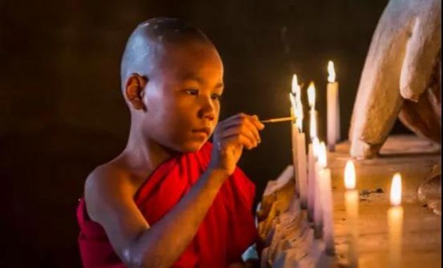 一边念佛号,一边习惯性地乱想怎么办?光明不畏黑暗的存在_! 一边念佛号,一边习惯性地乱想怎么办?光明不畏黑暗的存在_!