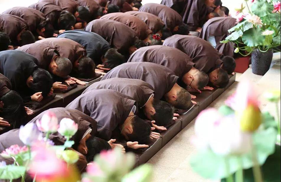 �ڼҾ�ʿ�ƽ��Ӧ����ν��в��ȣ�